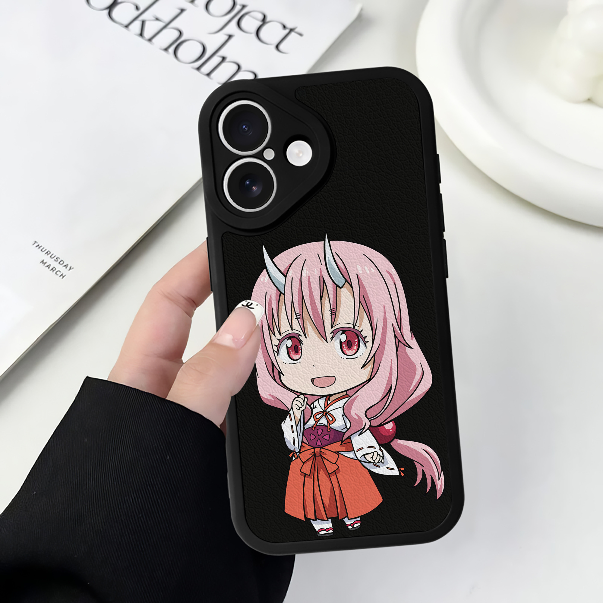 （画像用） 転スラ Regarding Reincarnated to Slime 【iPhone 16シリーズ対応】シリコンスマホケース（レザー調） 材質：シリコン